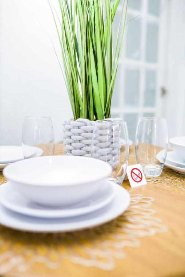 Beautiful 2 Bedroom House - Free Parking - Lt House لايستر المظهر الخارجي الصورة