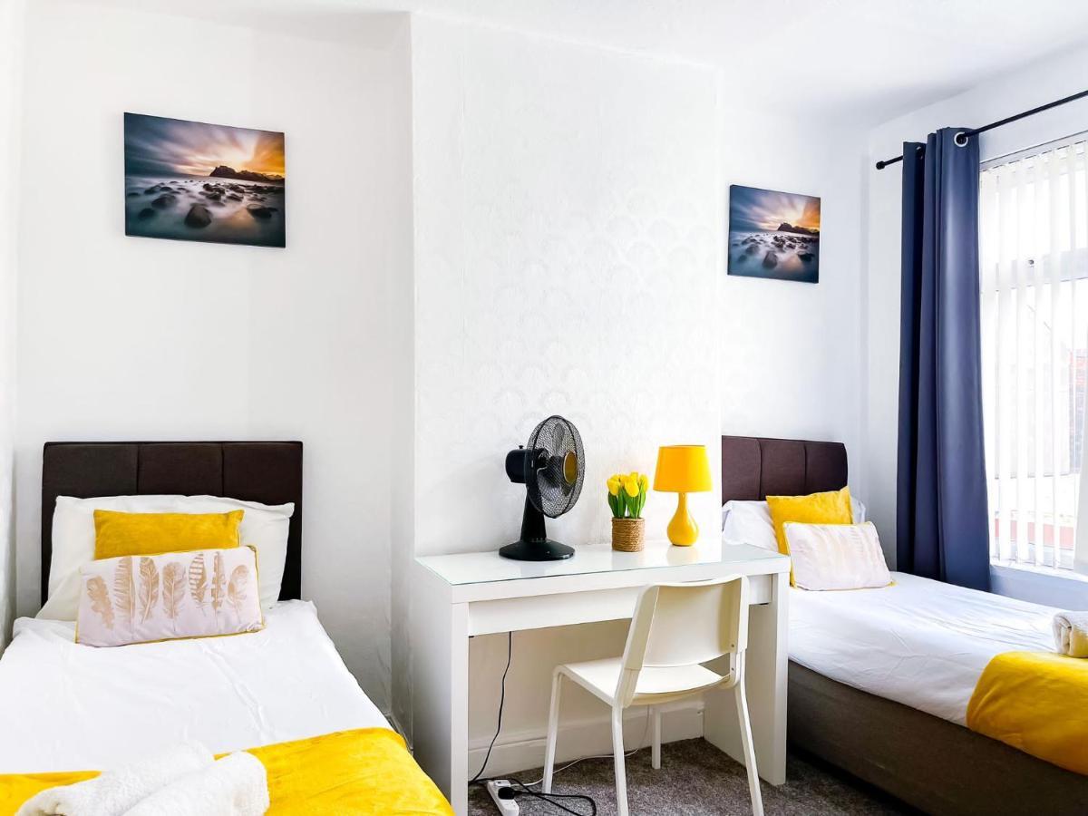 Beautiful 2 Bedroom House - Free Parking - Lt House لايستر المظهر الخارجي الصورة