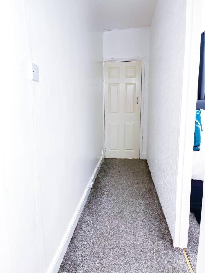 Beautiful 2 Bedroom House - Free Parking - Lt House لايستر المظهر الخارجي الصورة